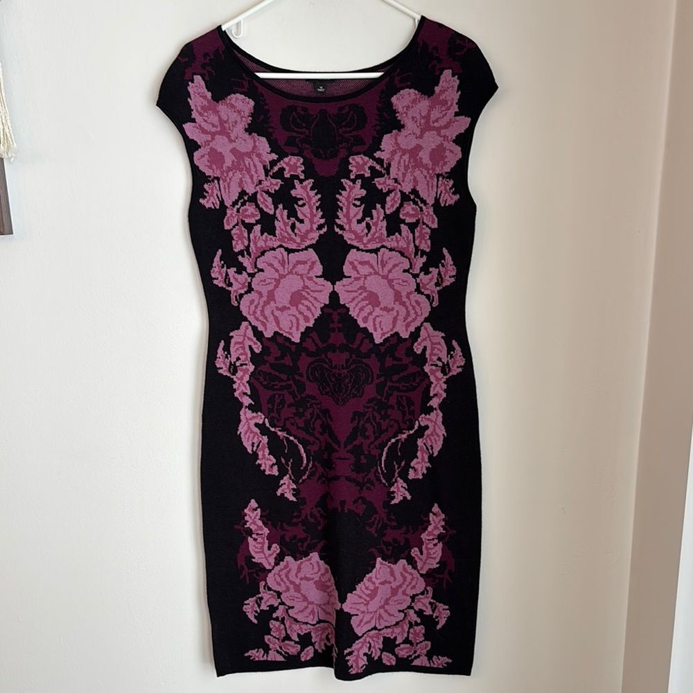 Ann Taylor Women knit sweater dress Elegant Black purple Pink Floral medium EUC